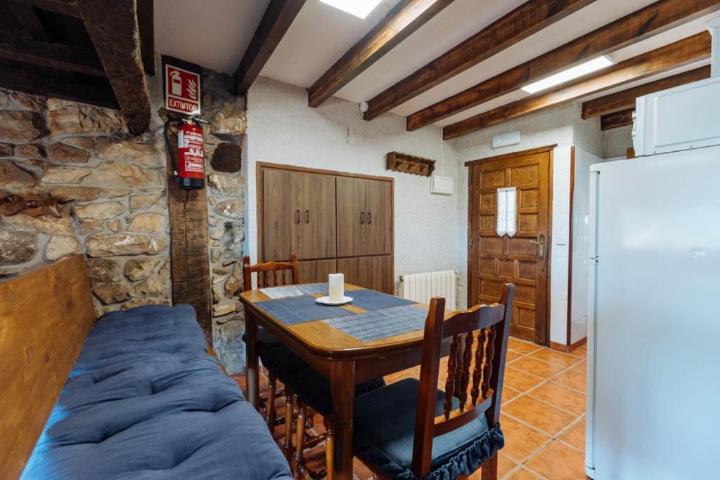 Apartamentos El Coritu Nieda Dış mekan fotoğraf
