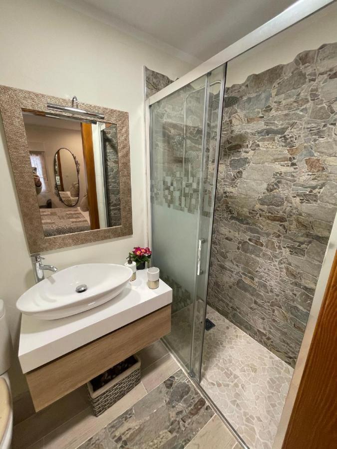 Apartamentos El Coritu Nieda Dış mekan fotoğraf